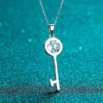 S925 Silver Moissanite Key Pendant Necklace for Women, Korean Style Minimalist Collarbone Chain