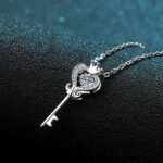 S925 Sterling Silver Necklace Clavicle Chain Pendant 30-Point Moissanite