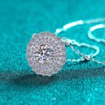S925 Sterling Silver Moissanite Sunflower Necklace for Women, Exaggerated Pendant, Fashionable Choker