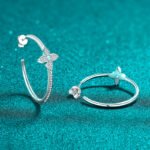 S925 Sterling Silver Moissanite Stud Earrings for Women, Four-Leaf Clover Ear Cuff, Exquisite and Elegant, Light Luxury High-End