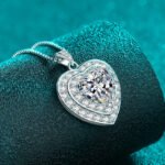 S925 Sterling Silver Moissanite Necklace for Women Heart Sweet Pendant Light Luxury Exquisite Daily Versatile