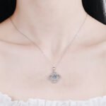 S925 Sterling Silver Clover Pendant Necklace 1 Carat Moissanite