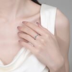 S925 Sterling Silver Full Moissanite Ring for Women, Light Luxury Exquisite High-End Temperament Ring Gift