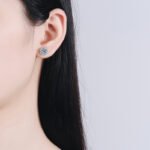S925 Sterling Silver Women's 1 Carat Moissanite Four-Prong Round Stud Earrings