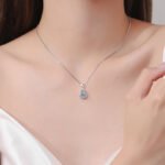 S925 Sterling Silver Moissanite Pendant Necklace for Women, Gourd-Shaped Heart Pendant, New Chinese Style, Minimalist Cool