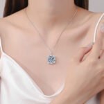S925 Sterling Silver Moissanite Necklace for Women 10 Carat Pendant Light Luxury Elegant Valentine's Day Gift