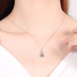 S925 Sterling Silver Necklace for Women with 0.5ct Moissanite Gourd Pendant, Four-Prong Setting, Collarbone Chain, Wholesale