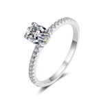 S925 Sterling Silver Oval Moissanite Engagement Ring for Women