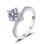 S925 Sterling Silver Heart Style Moissanite Ring