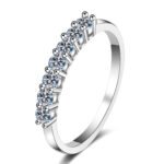 S925 Sterling Silver Ring for Women Moissanite Eternity Band 70 Points Seven Princess Moissanite Ring Pinky Ring Factory Direct