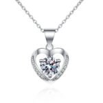 S925 Silver Love Heart Necklace Fashion Ins Style Factory Direct Moissanite Pendant